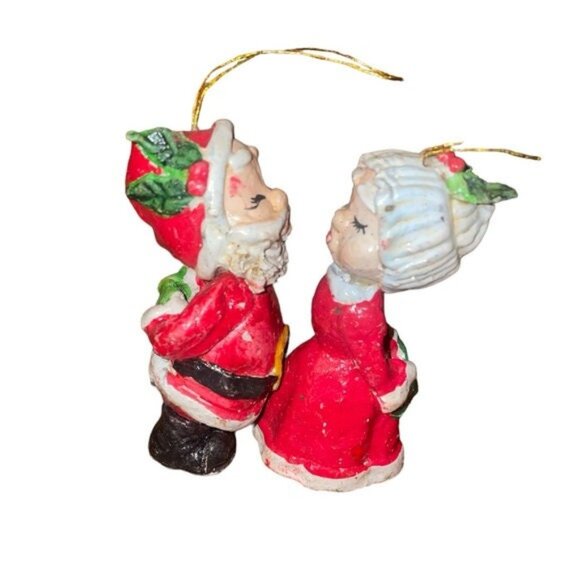 Vintage Santa and Mrs Claus Kissing Christmas Tree Ornaments Decorations - Picture 1 of 8